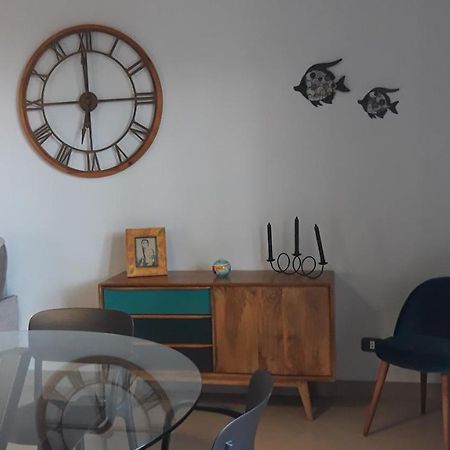 Ze-Vi Home Santa Flavia Kültér fotó