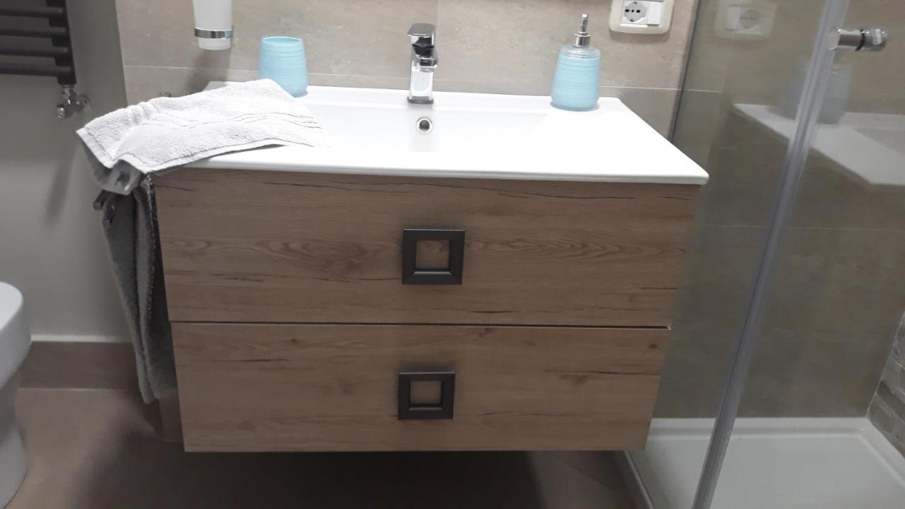Ze-Vi Home Santa Flavia Kültér fotó