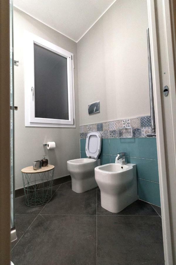 Ze-Vi Home Santa Flavia Kültér fotó